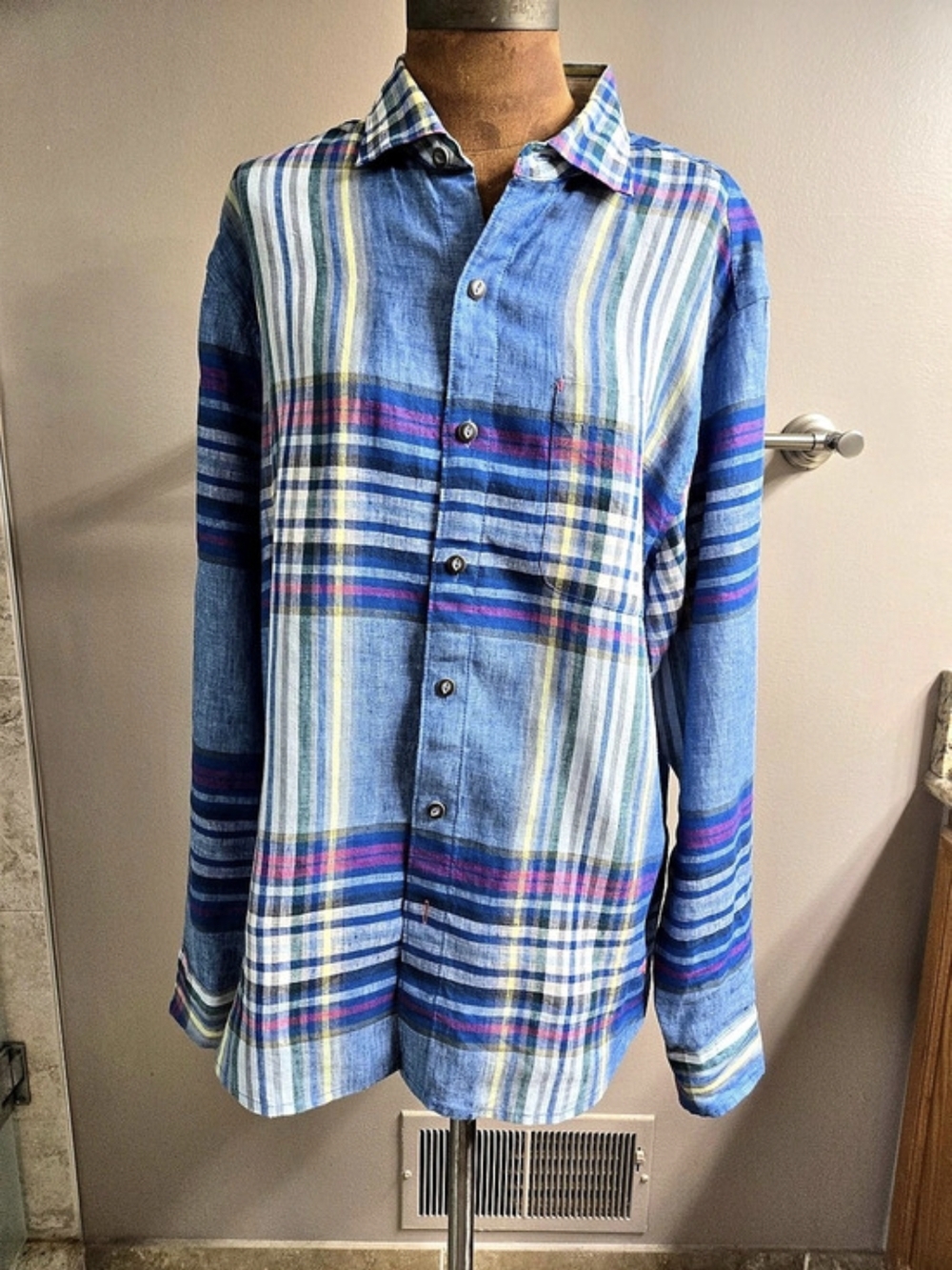 NWOT Tommy Bahama Men's M Sky Blue Plaid BDLSS